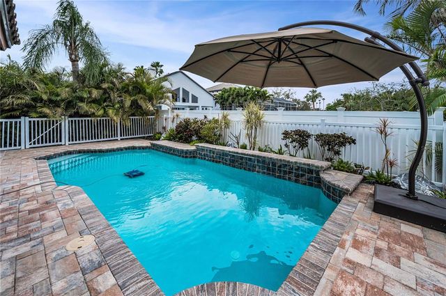 5807 CAY COVE COURT, Tampa, FL 33615