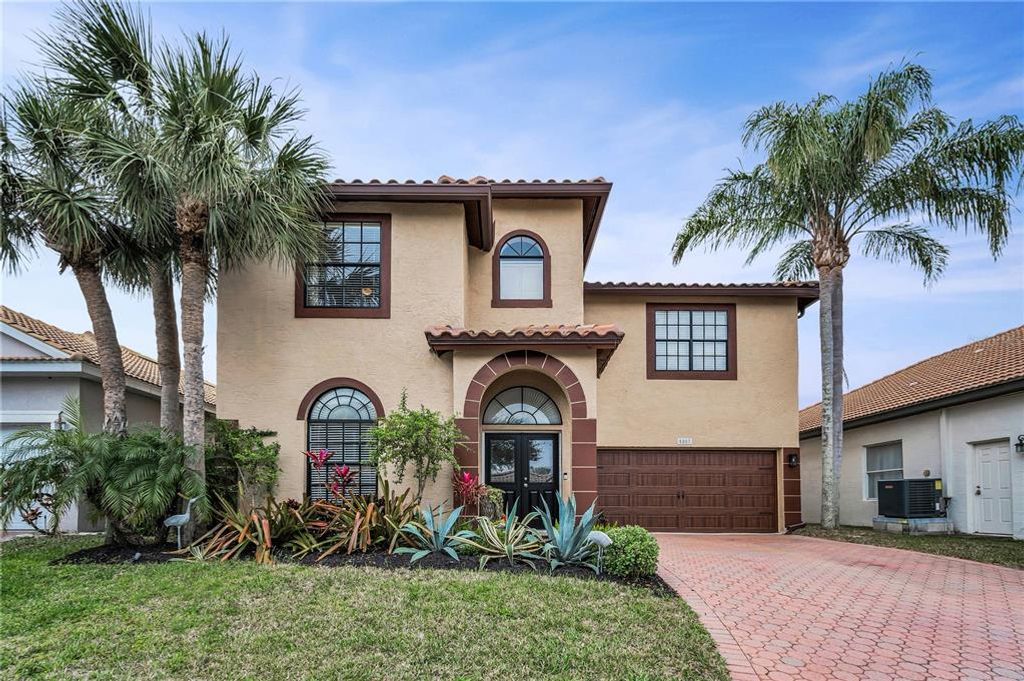5807 CAY COVE COURT, Tampa, FL 33615