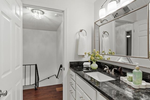 2 Beal's Cove Road F, Hingham, MA 02043