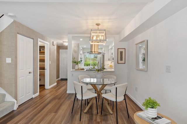 2 Beal's Cove Road F, Hingham, MA 02043