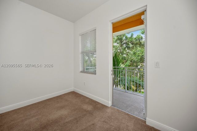 341 SW 13th Ter 341, Fort Lauderdale, FL 33312