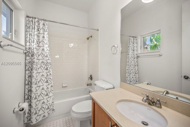 341 SW 13th Ter 341, Fort Lauderdale, FL 33312