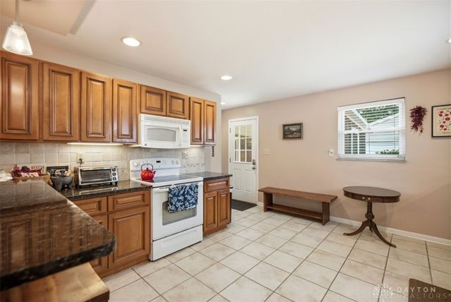 7903 Buckeye Cres, Madeira, OH 45243