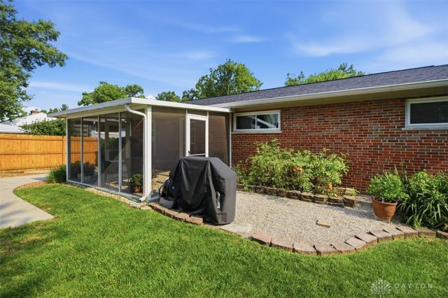 7903 Buckeye Cres, Madeira, OH 45243