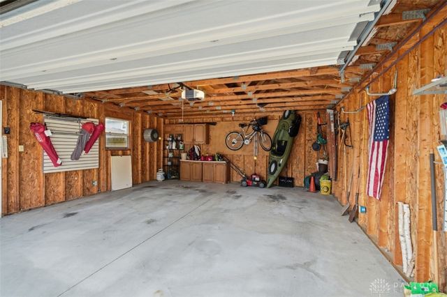 7903 Buckeye Cres, Madeira, OH 45243