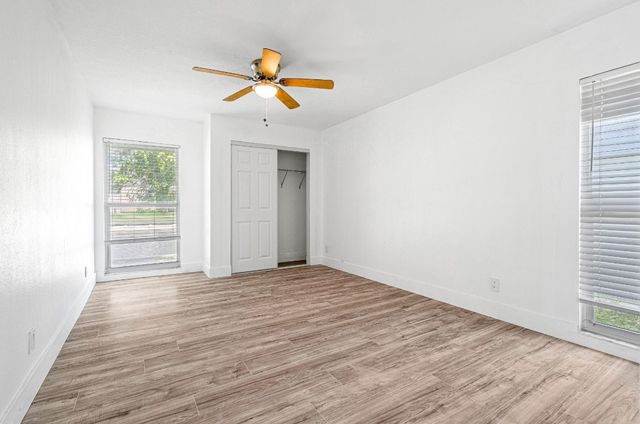 7007 NW 64th Street, Tamarac, FL 33321