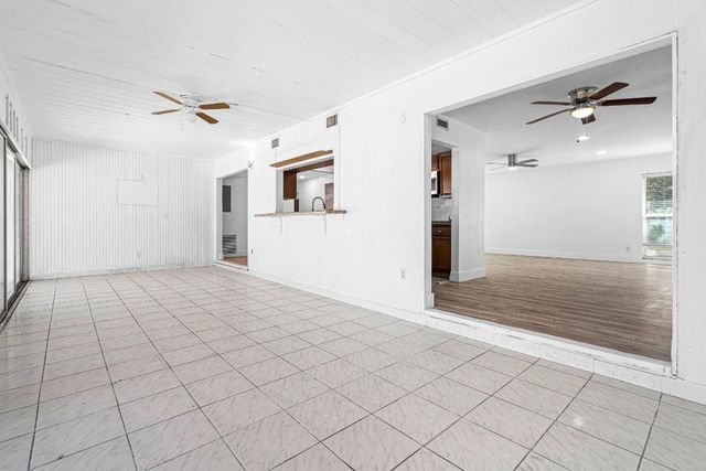 7007 NW 64th Street, Tamarac, FL 33321