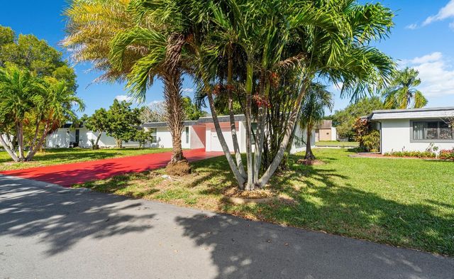 7007 NW 64th Street, Tamarac, FL 33321