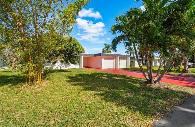 7007 NW 64th Street, Tamarac, FL 33321