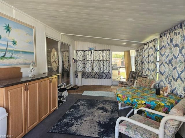 3834 Unique CIR, Fort Myers, FL 33908