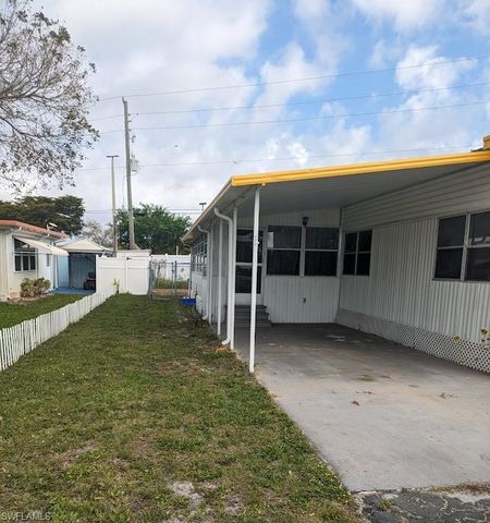 3834 Unique CIR, Fort Myers, FL 33908