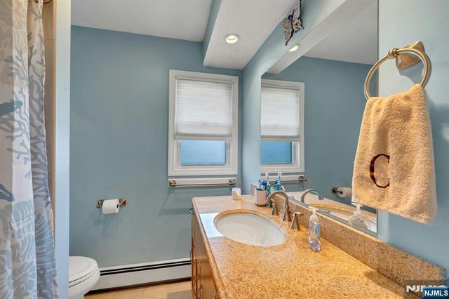 59 Mitchell Avenue, Totowa, NJ 07512