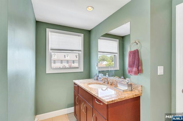 59 Mitchell Avenue, Totowa, NJ 07512
