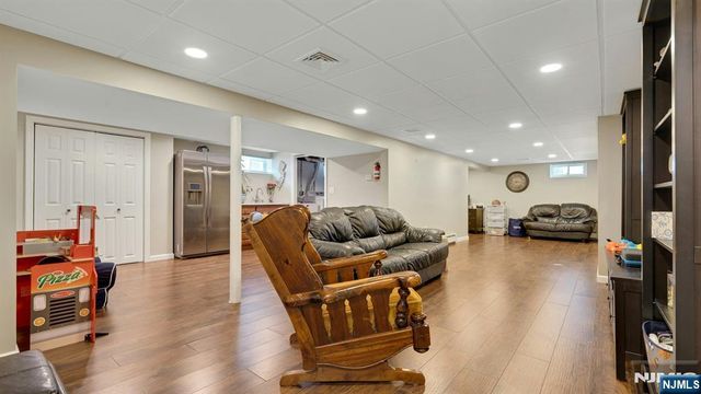 59 Mitchell Avenue, Totowa, NJ 07512