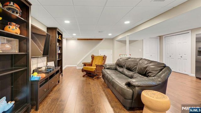 59 Mitchell Avenue, Totowa, NJ 07512