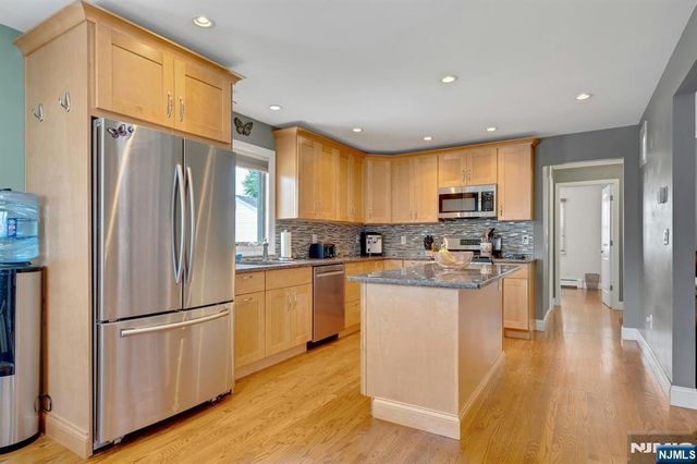 59 Mitchell Avenue, Totowa, NJ 07512