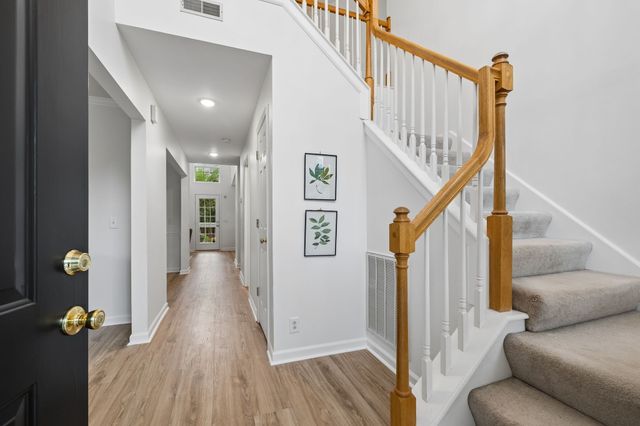 102 Walters Ave, Franklin, TN 37067