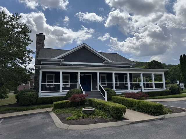 102 Walters Ave, Franklin, TN 37067