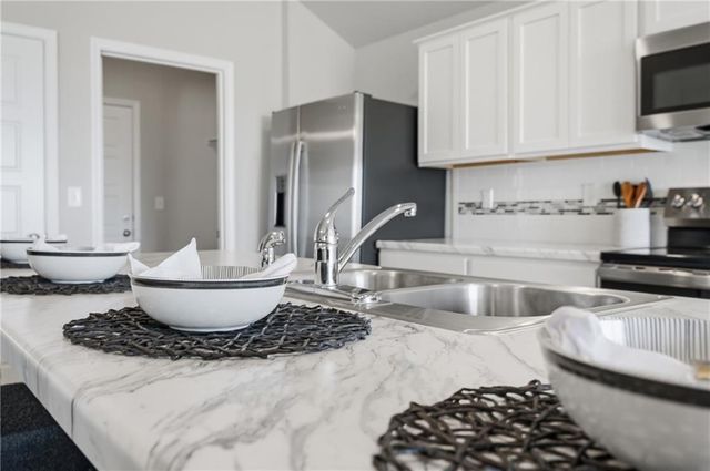 613 W Fountain Street, Gardner, KS 66030