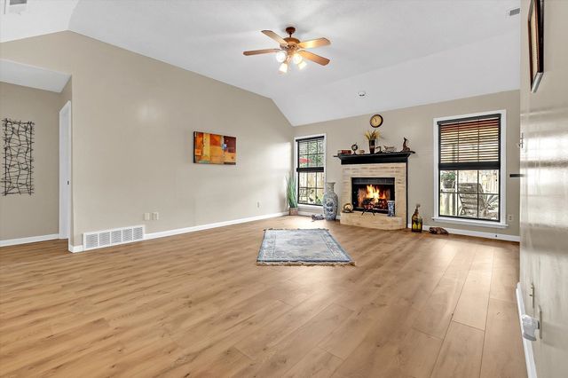 2526 JEFFRIES CV, Memphis, TN 38133