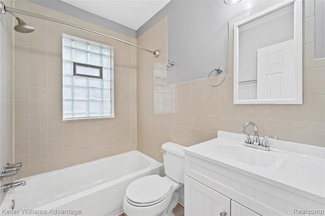 1524 Cicotte Avenue, Lincoln Park, MI 48146