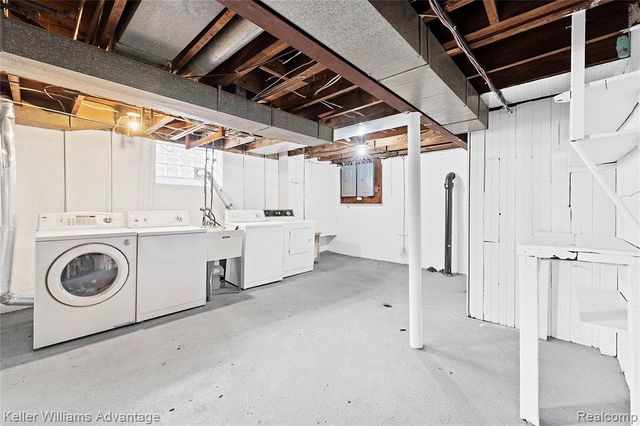 1524 Cicotte Avenue, Lincoln Park, MI 48146