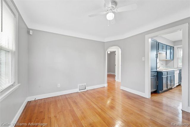 1524 Cicotte Avenue, Lincoln Park, MI 48146