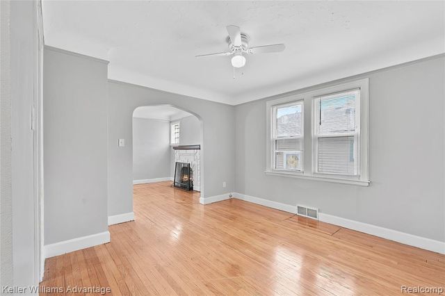 1524 Cicotte Avenue, Lincoln Park, MI 48146