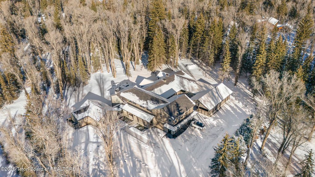 8910 PORTER LOOP, Jackson, WY 83001 photo 2