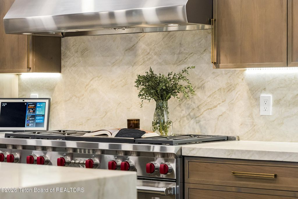 8910 PORTER LOOP, Jackson, WY 83001 photo 22