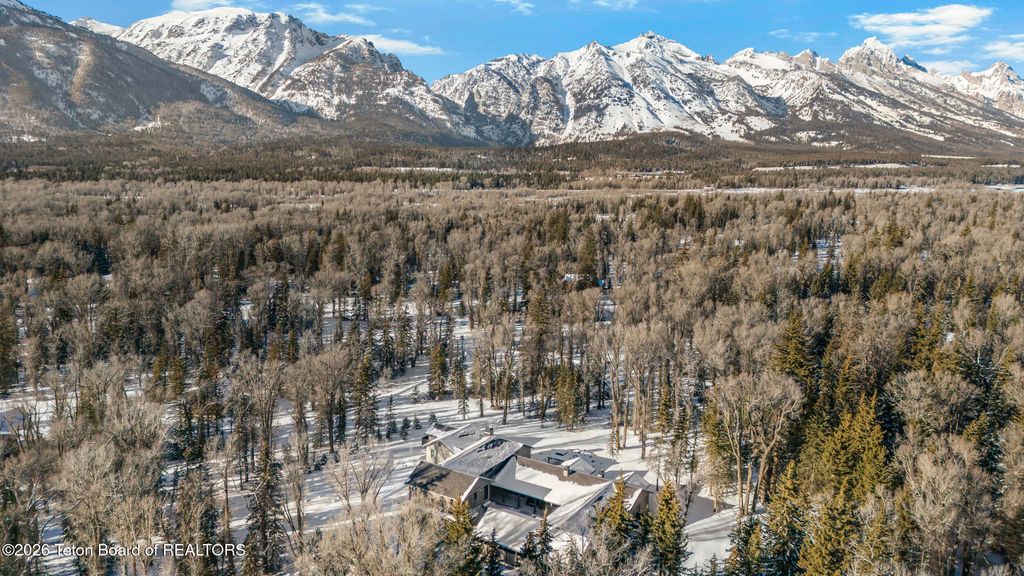 8910 PORTER LOOP, Jackson, WY 83001 photo 4