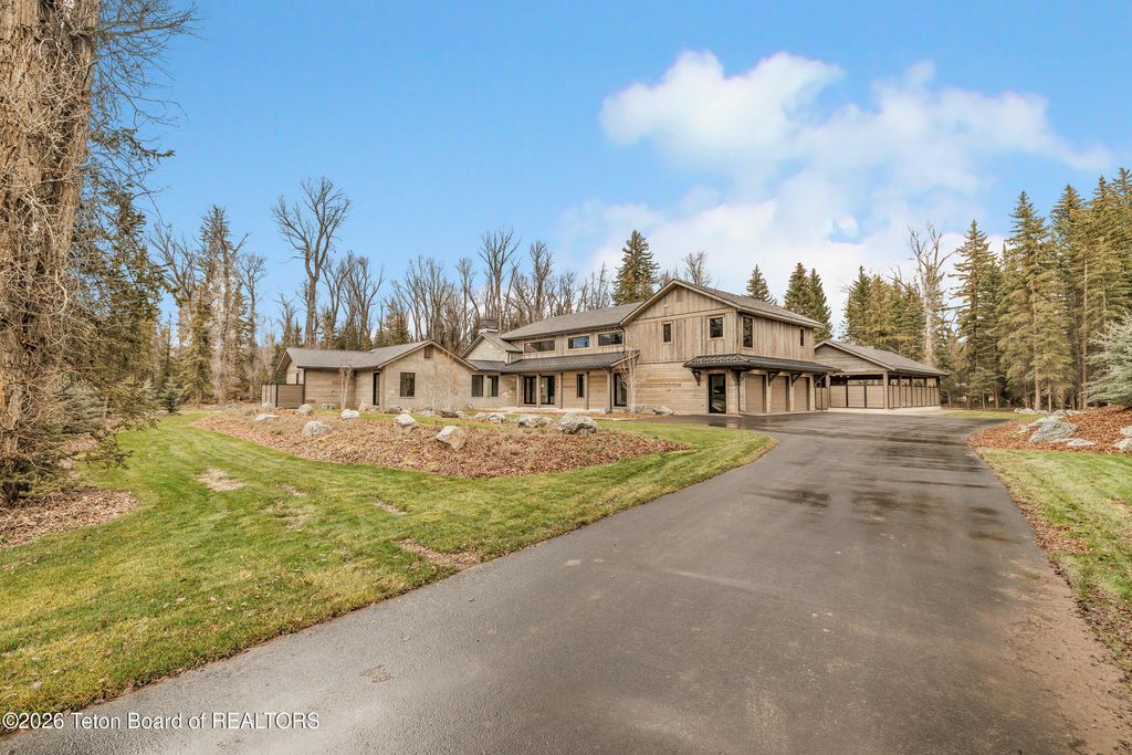 8910 PORTER LOOP, Jackson, WY 83001 photo 69