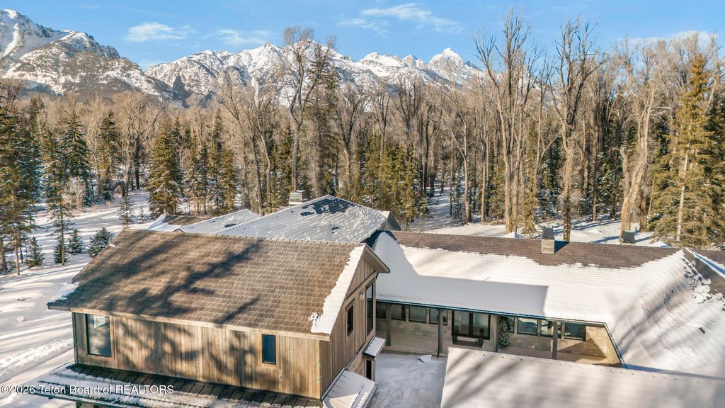 8910 PORTER LOOP, Jackson, WY 83001 photo 77