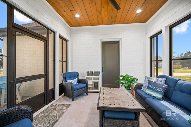 902 Inlet Circle, Gulf Shores, AL 36542