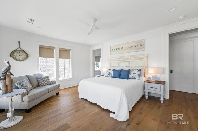 902 Inlet Circle, Gulf Shores, AL 36542