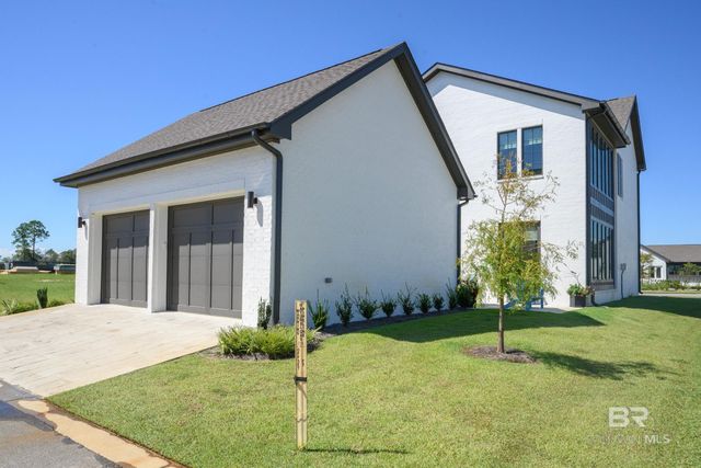 902 Inlet Circle, Gulf Shores, AL 36542