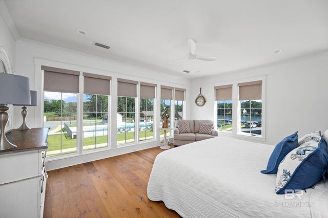 902 Inlet Circle, Gulf Shores, AL 36542