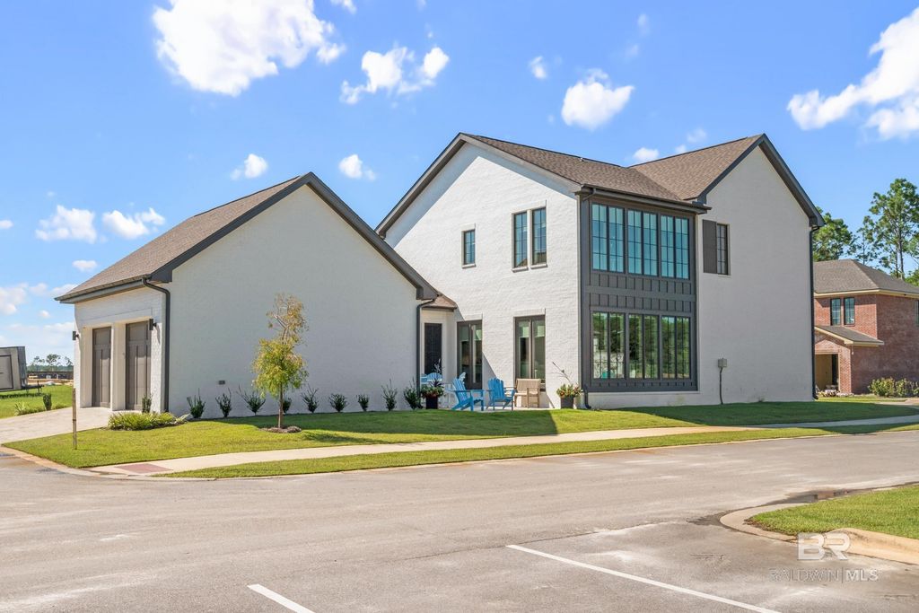 902 Inlet Circle, Gulf Shores, AL 36542