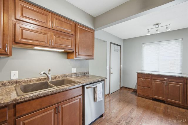 7694 Kennesaw Drive, West Chester, OH 45069