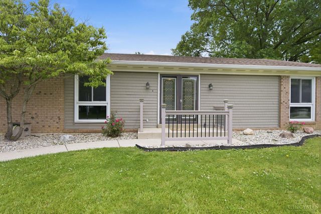 7694 Kennesaw Drive, West Chester, OH 45069