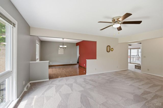 7694 Kennesaw Drive, West Chester, OH 45069