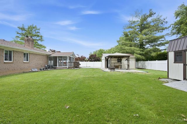 7694 Kennesaw Drive, West Chester, OH 45069