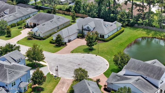 2660 FAIRWAY FARMS Court, Jacksonville, FL 32223
