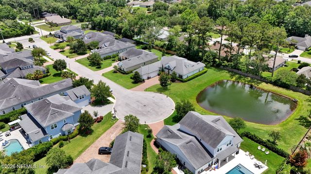 2660 FAIRWAY FARMS Court, Jacksonville, FL 32223