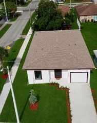 130 NW 28th Terrace, Fort Lauderdale, FL 33311