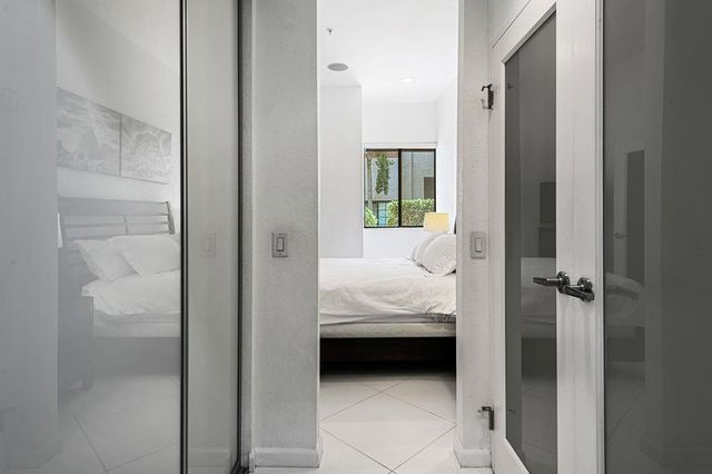 2601 S Broadmoor 24, Palm Springs, CA 92264