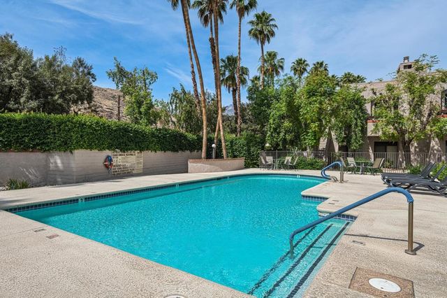 2601 S Broadmoor 24, Palm Springs, CA 92264