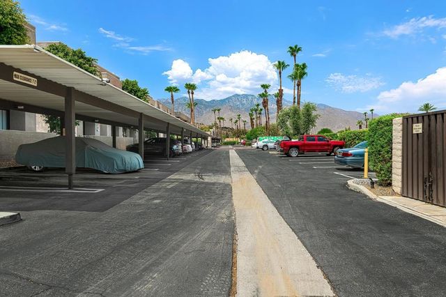 2601 S Broadmoor 24, Palm Springs, CA 92264