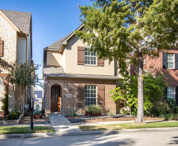 2209 Longwood Drive, Carrollton, TX 75010