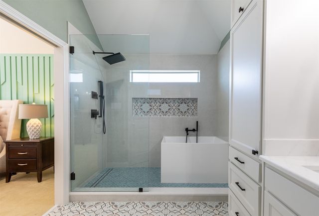 2209 Longwood Drive, Carrollton, TX 75010
